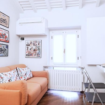 Easylife - Delizioso Monolocale In Brera/Duomo Apartment Milan Exterior photo